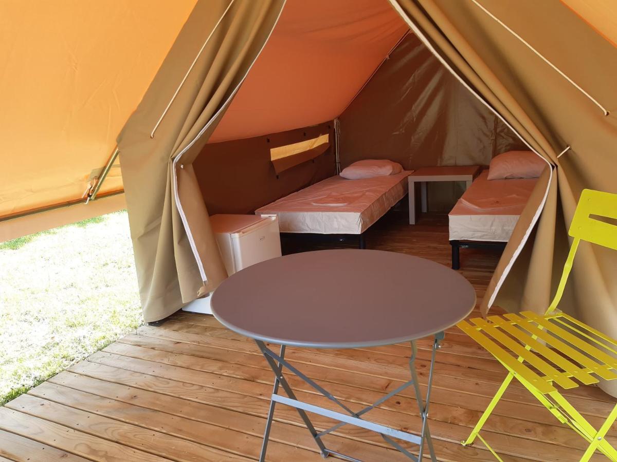 Camping De La Miniere Forges-les-Eaux Kültér fotó