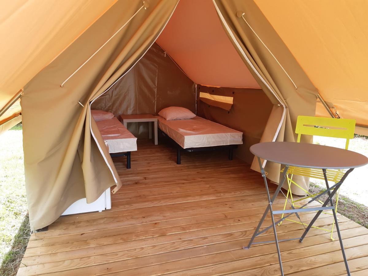 Camping De La Miniere Forges-les-Eaux Kültér fotó